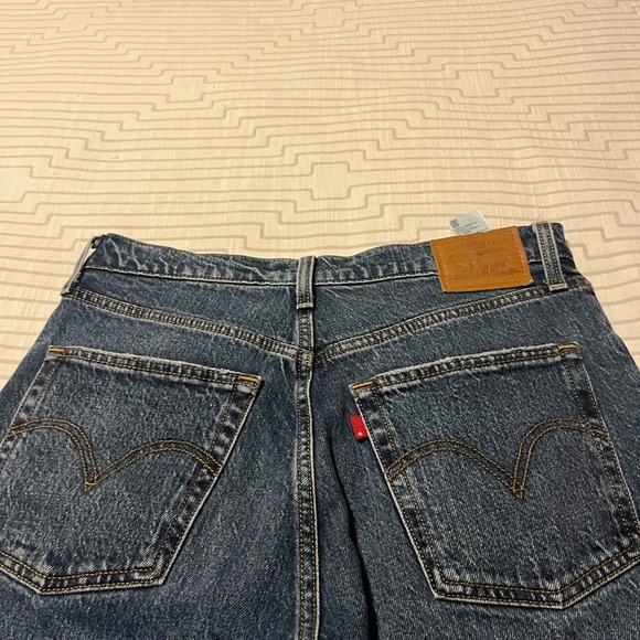 Women’s Levi’s Premium Ribcage Straight Ankle - 29 - Picture 5 of 10